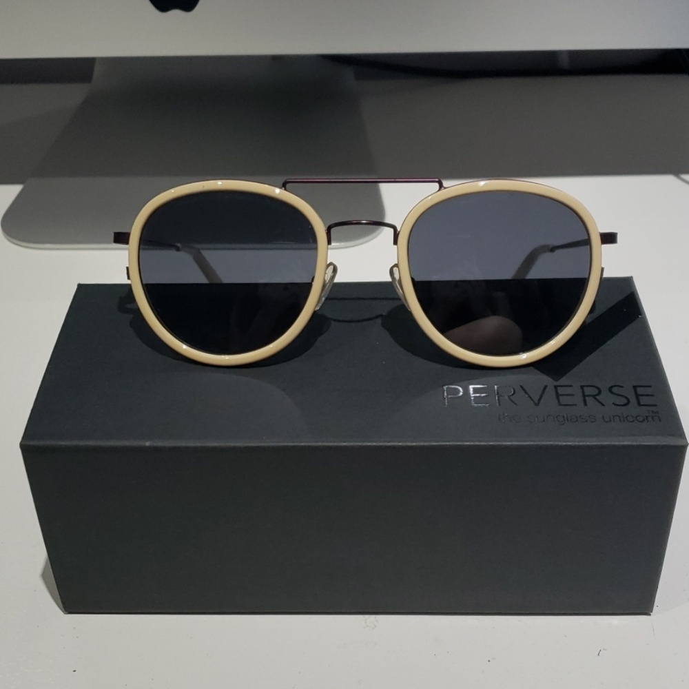 Perverse Thin Sunglasses